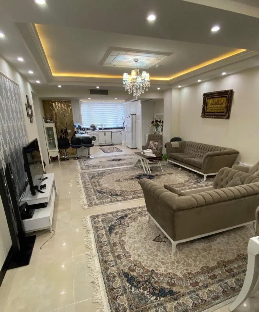 ۱۰۳ متر دو خوابه ،( خوش نقشه و شیک )