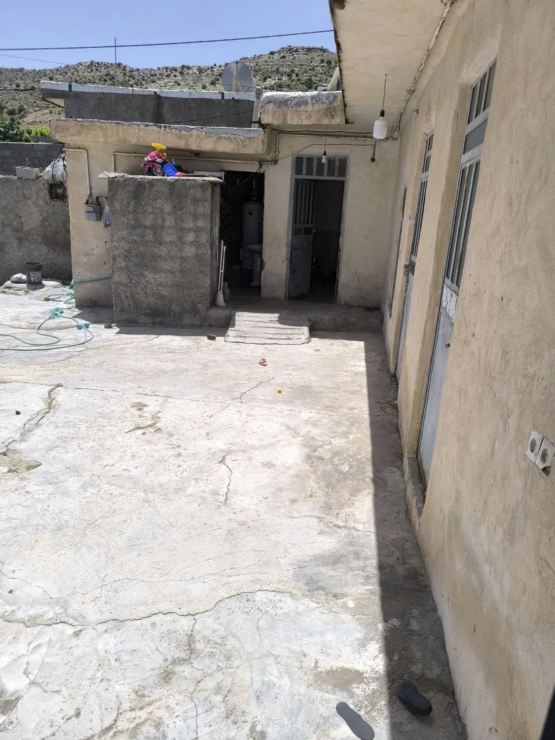 منزل مسکونی کلنگی