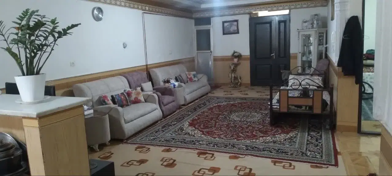 ویلایی ۲۵۰ متری دوخواب