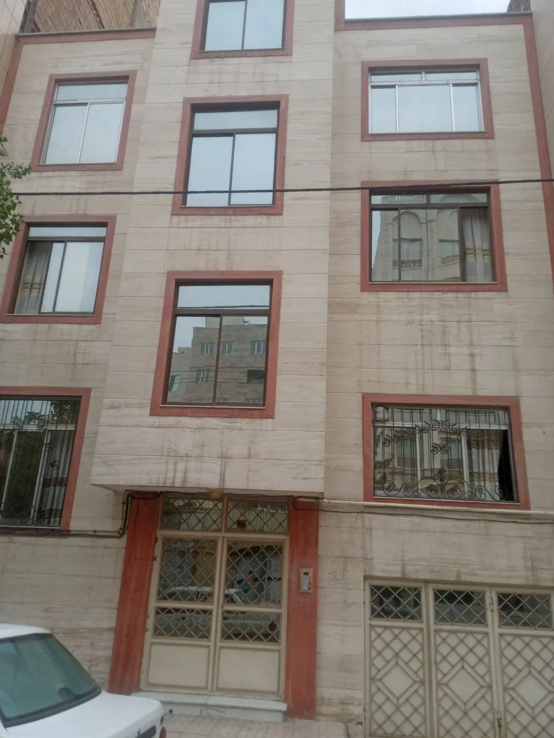 ویلایی۲۵۰متری درسه طبقه