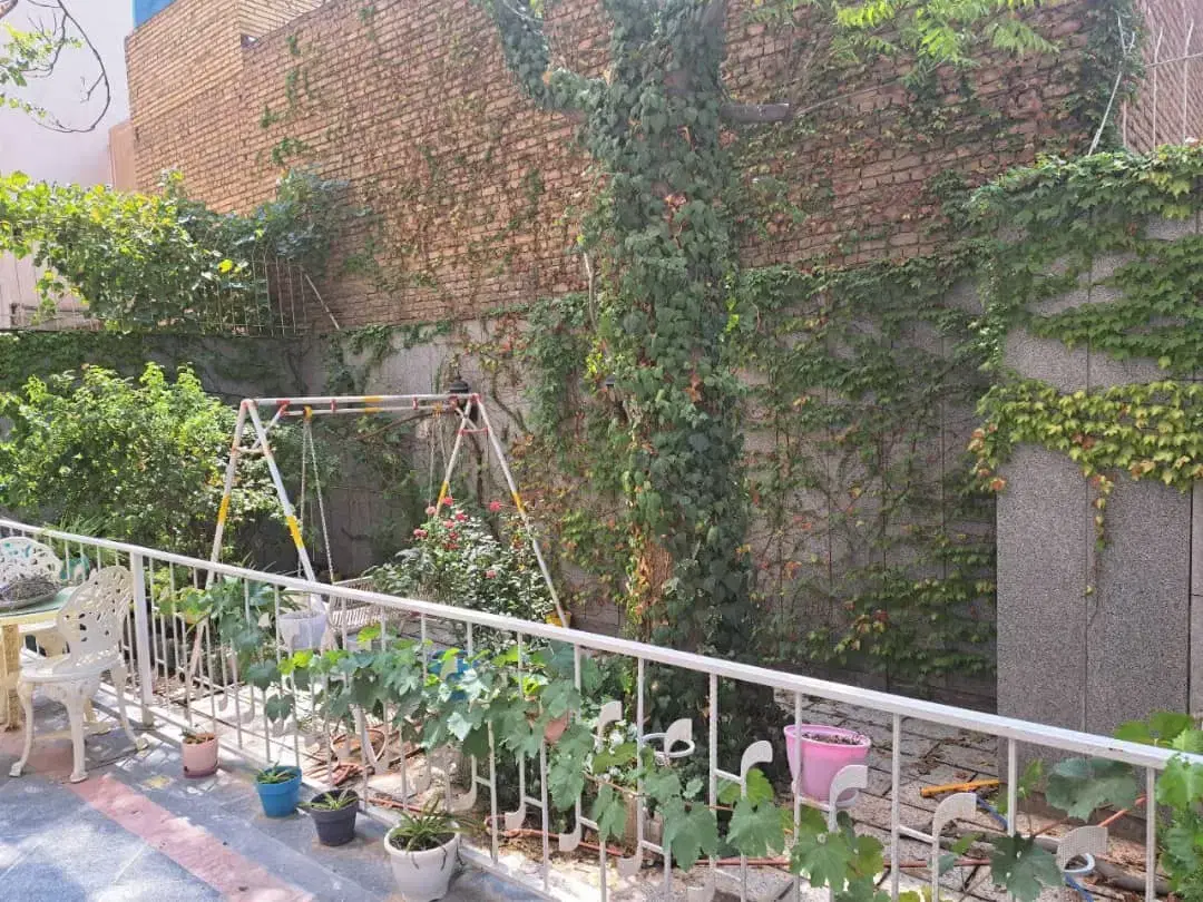 ویلایی ۲۵ ساله سنددار میدان (چای)