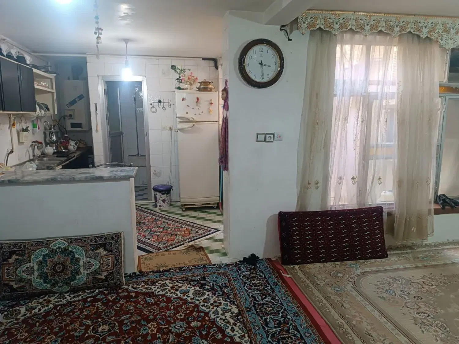 80متری 2طبقه مستقل خ20متری