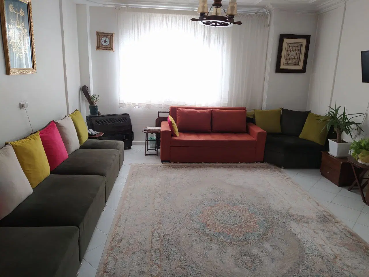 ۷۷ متری   (  فول بازسازی  )