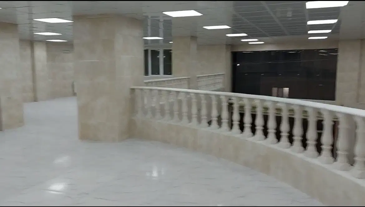 فروش نقدی واحد تجاری (سالنی) یاسوج