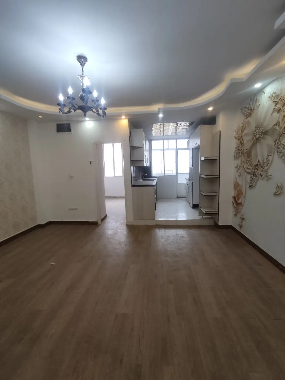 رهن و اجاره ۷۰ متری اندیشه