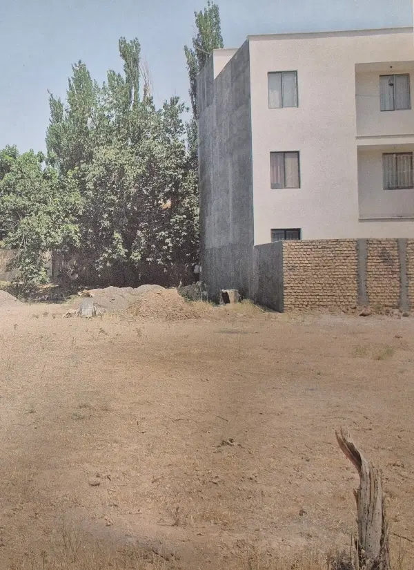 پلاک زمین در سرشک نطنز
