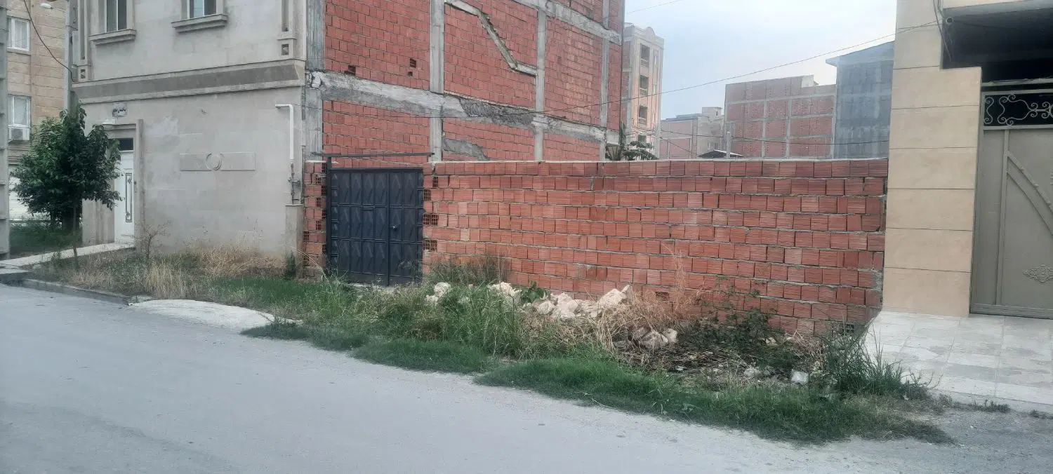 فروش یک قطعه زمین بافت مسکونی