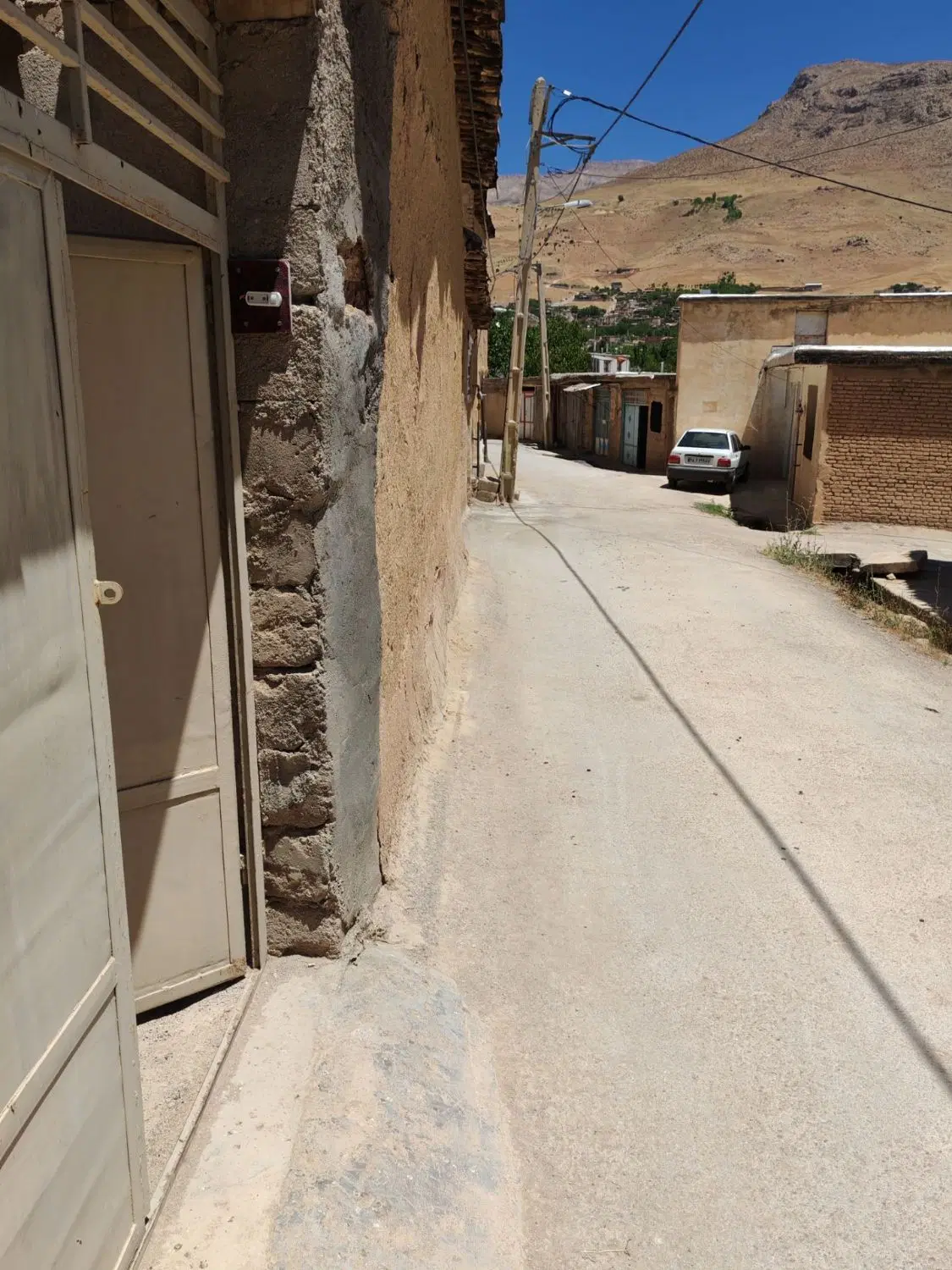 خانه ویلایی بسیارزیباودلبازباویوی زیبا
