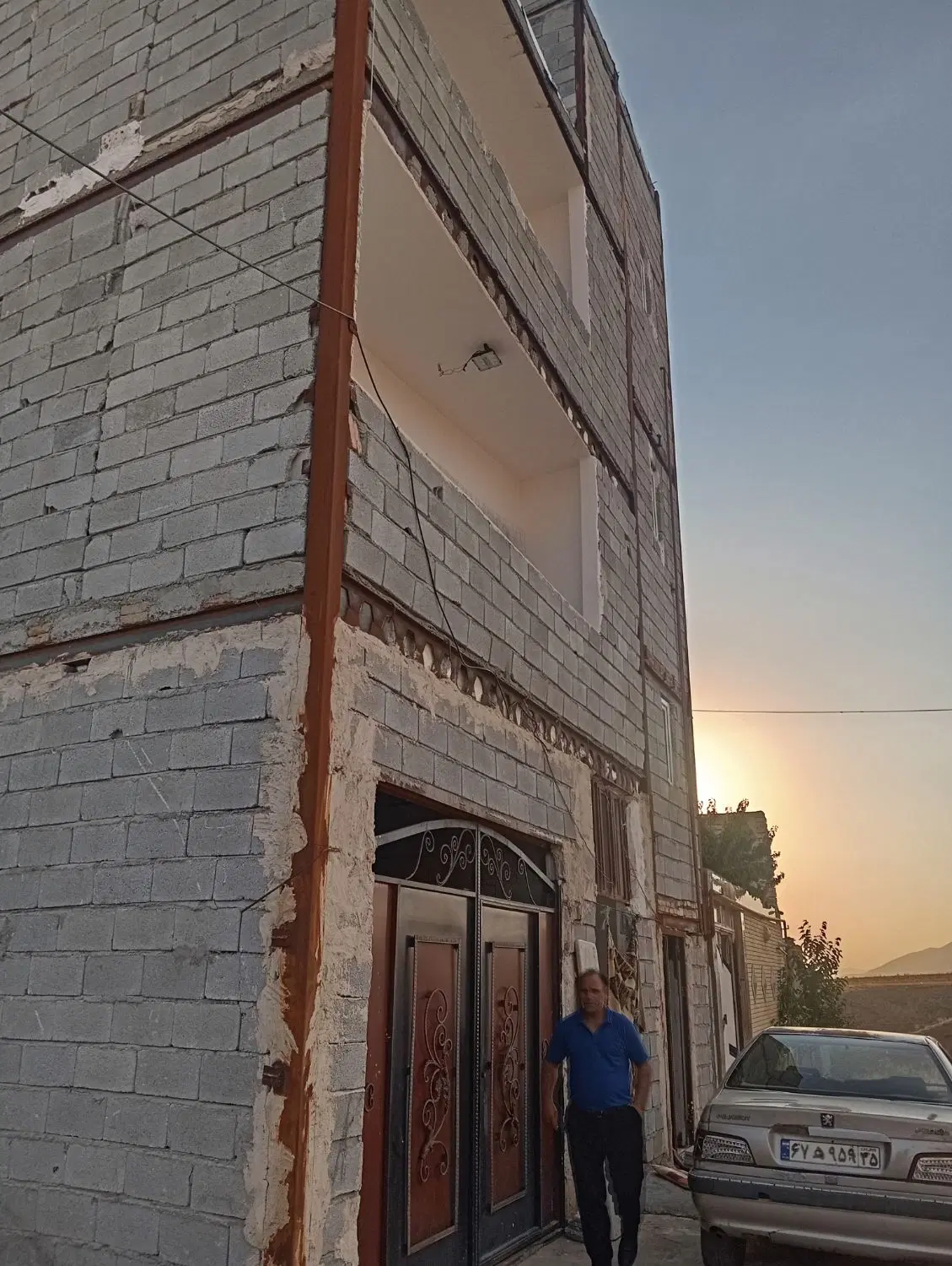 فروش‌خانه
