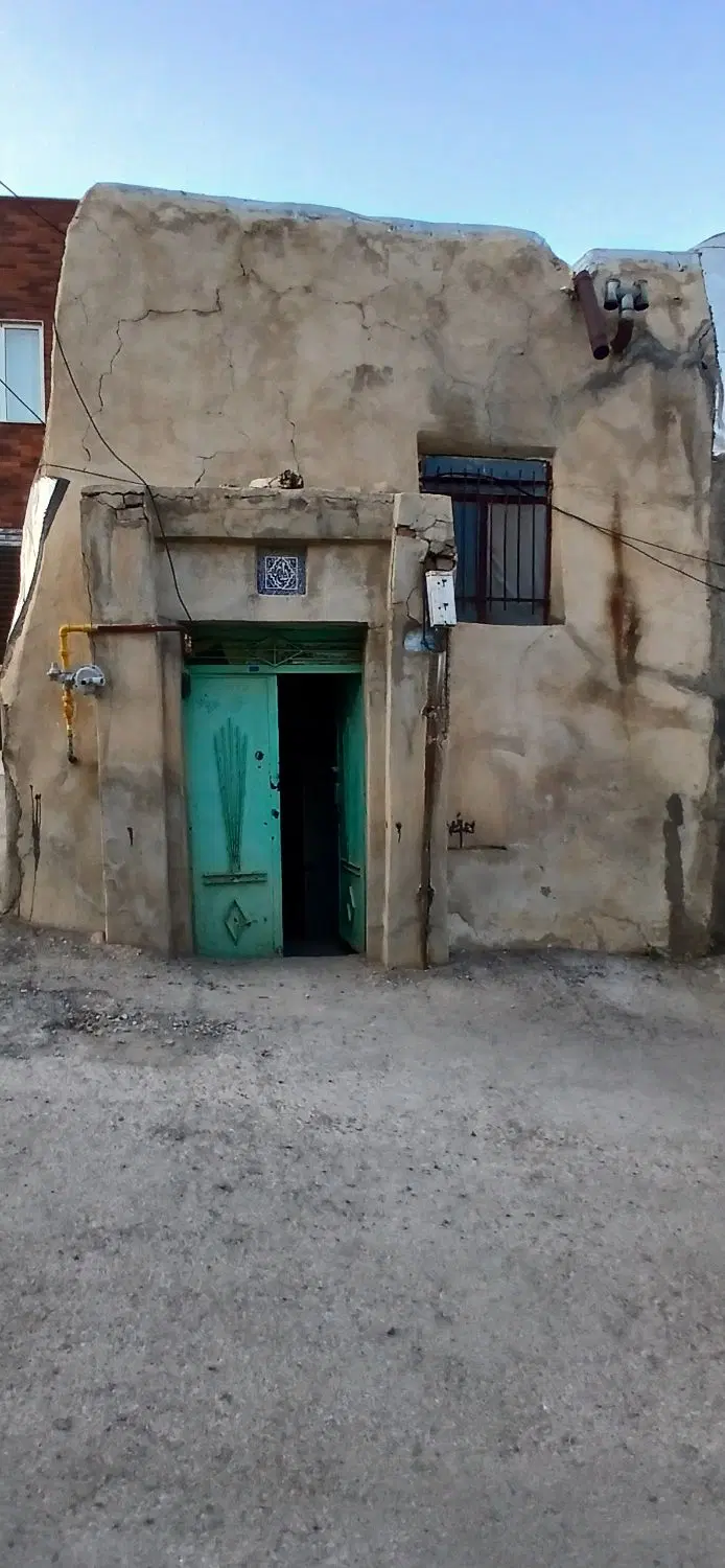 خانه ویلایی کلنگی