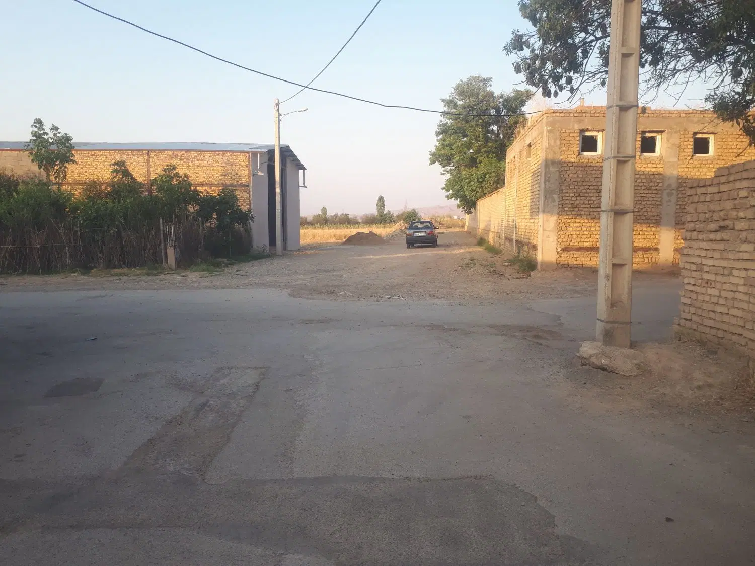زمین مسکونی