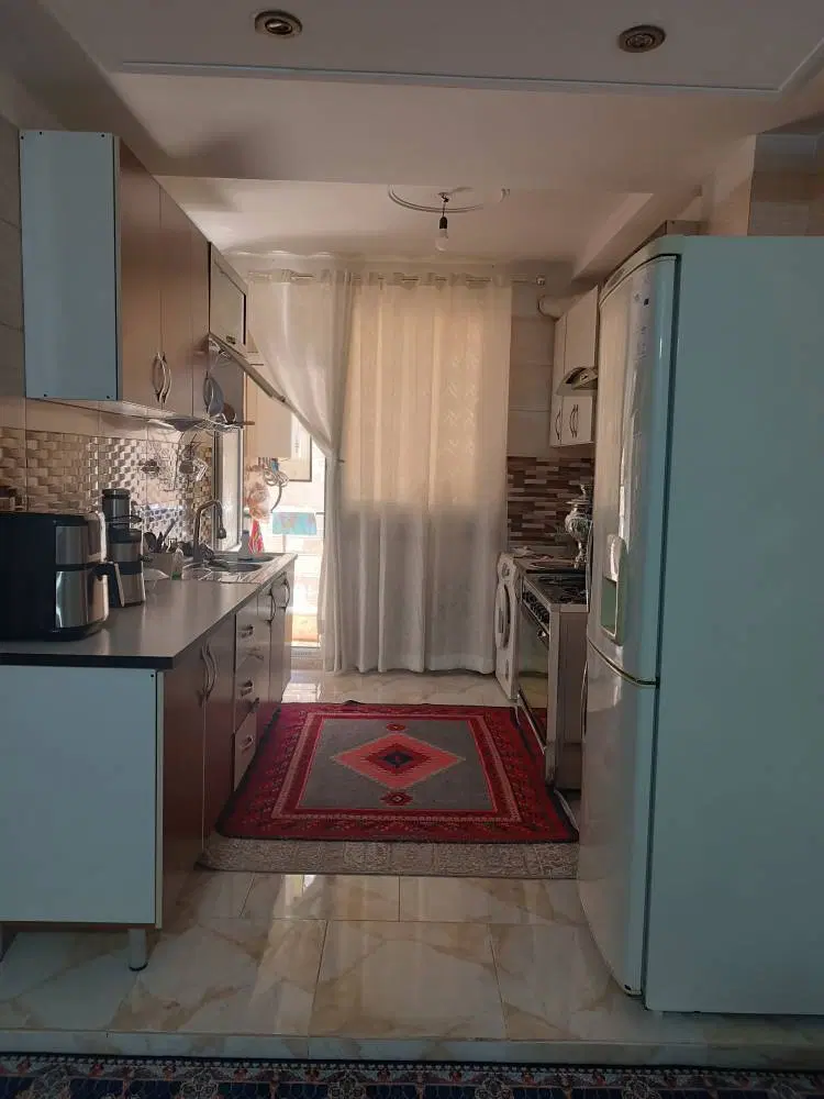 آپارتمان ۵۲ متری حسینیه فردوس