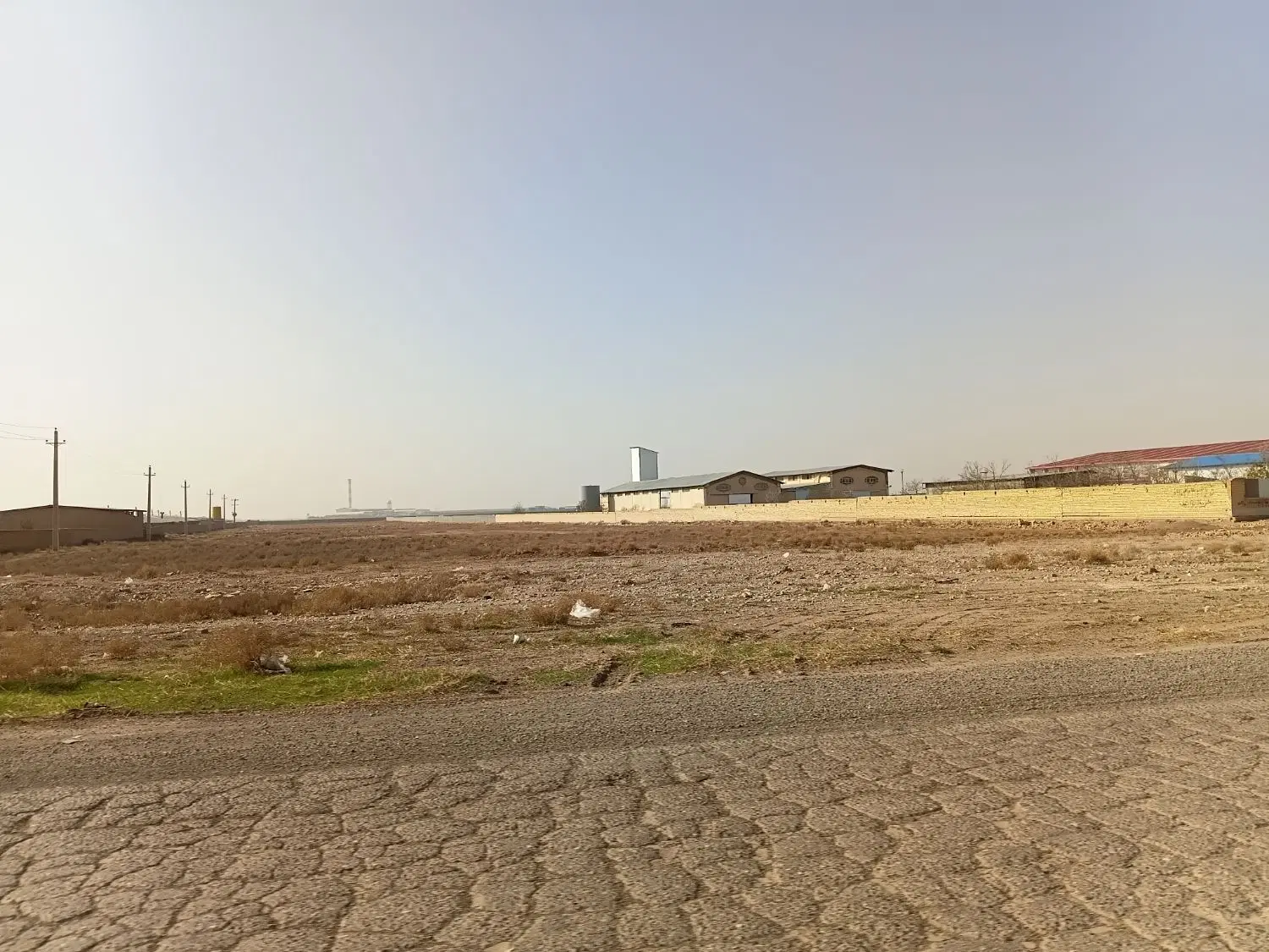 زمین موقعیت صعنتی جنب جنب کارخانه قند