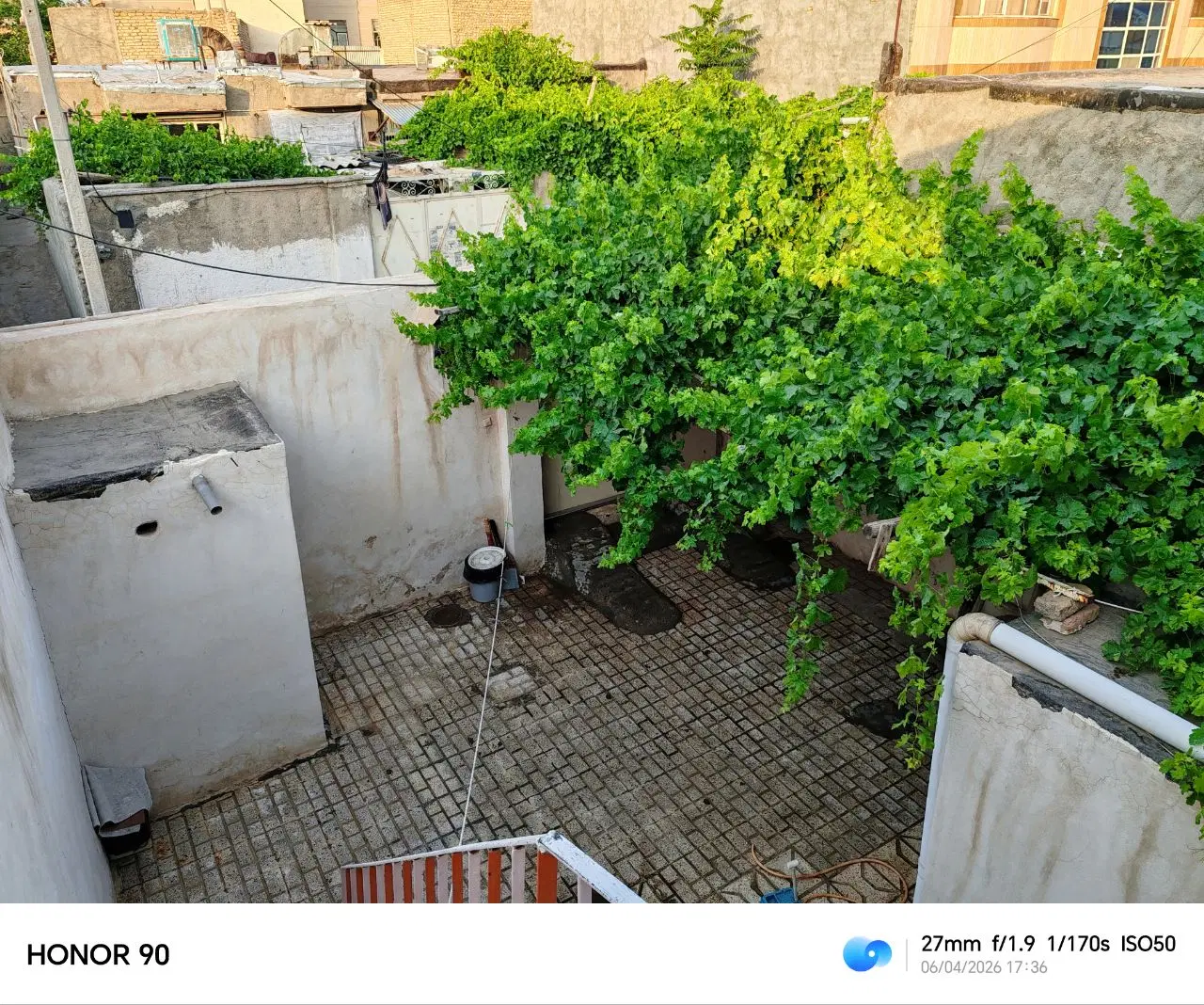 ویلایی۸۳ متری سند دار ( آوینی۲۸)