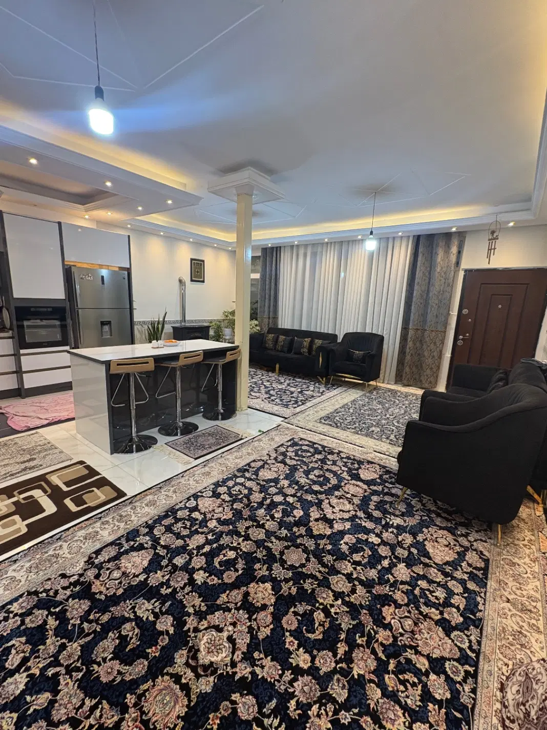 ویلای ۱۵۰متر در دوطبقه خیابان اطلس غربی