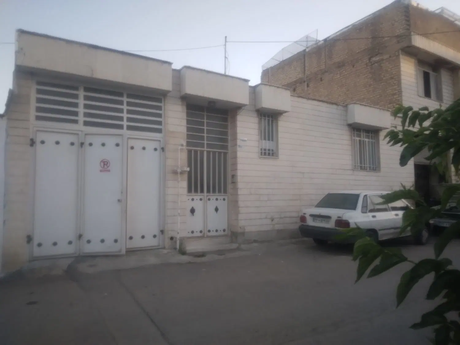 منزل ویلایی ۲۳۰م جهت مسکون یاساخت وساز تک برگ سن