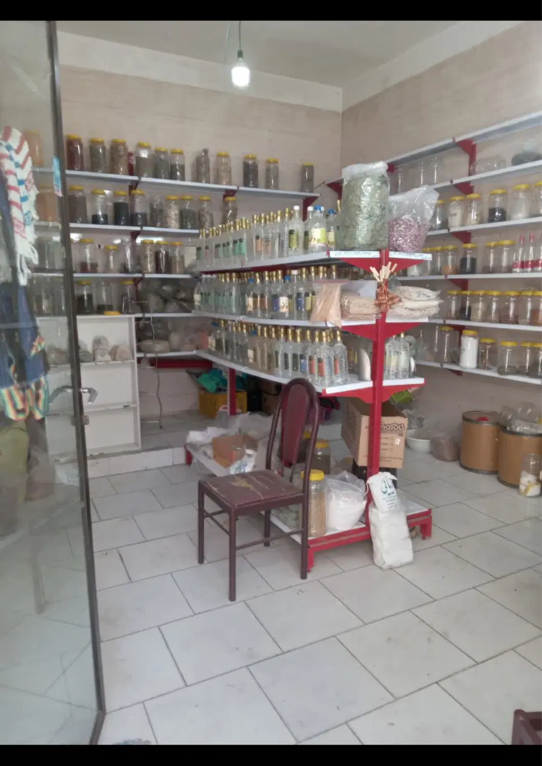 اجاره مغازه تجاری بر میدان مصلی