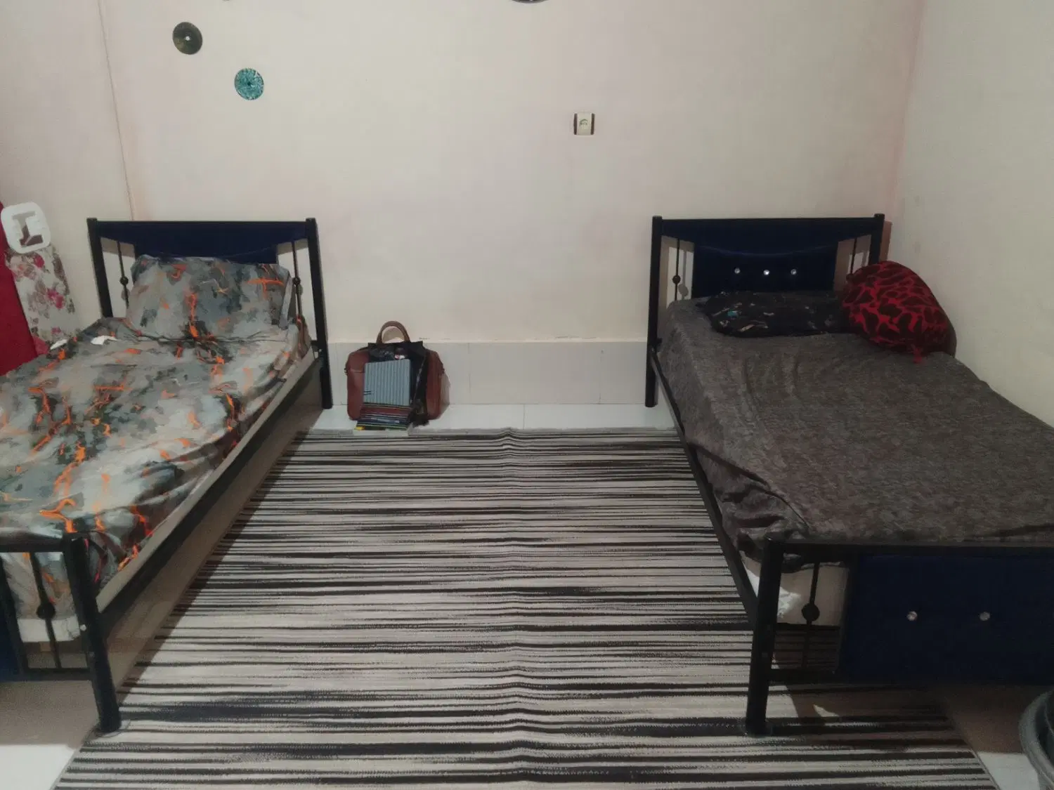 منزل فروشی حاشیه خیابان مسجد اعظم