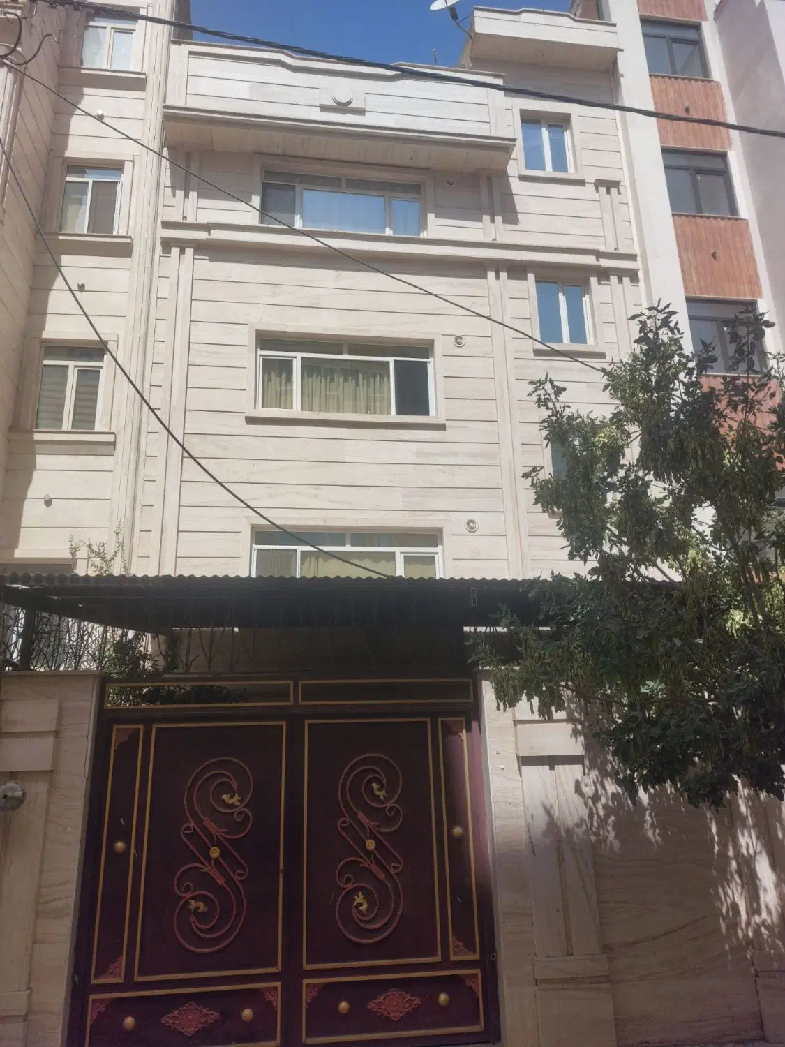 فروش آپارتمان ۳طبقه یکجا ۱۰۰متری واوان مدیریت۱