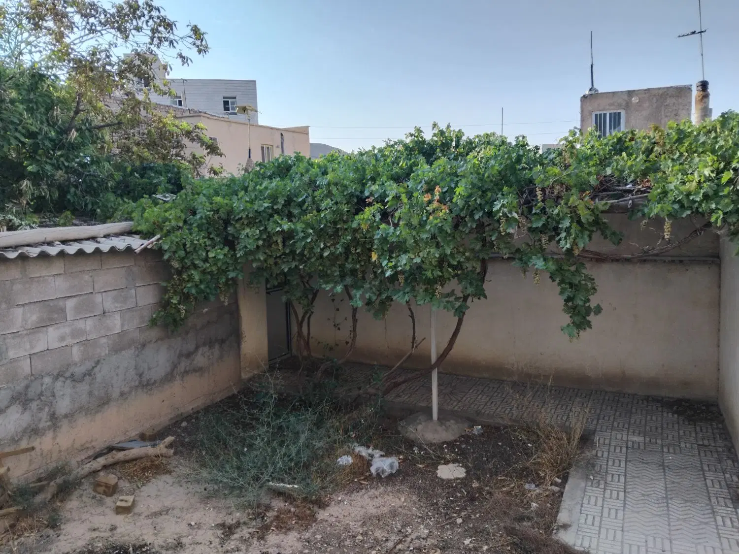 نیمه ویلایی شهرک فاطمیه