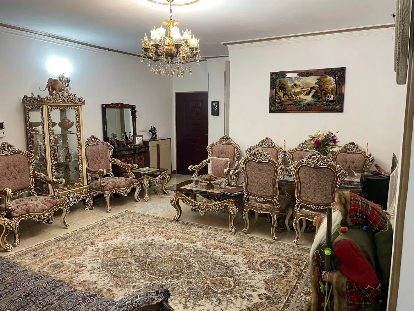 فروش واحد ۵۵ متری تر و تمیز با پارکینگ
