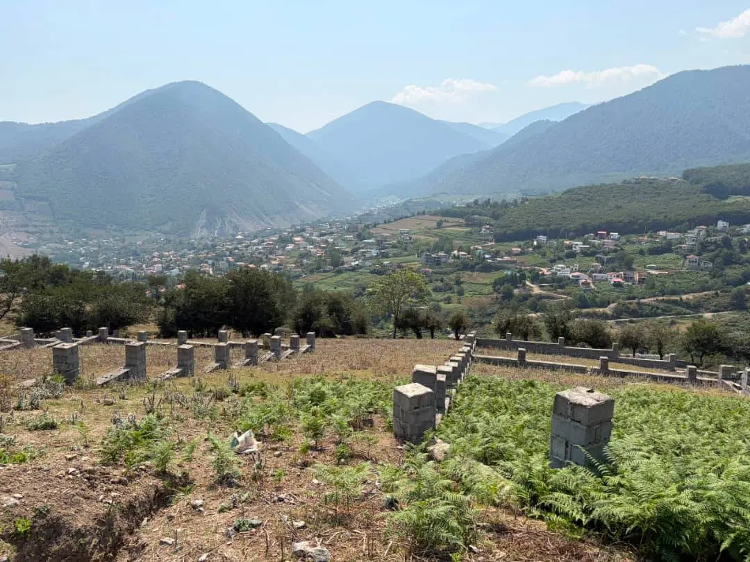 زمین در شمال چمستان نور