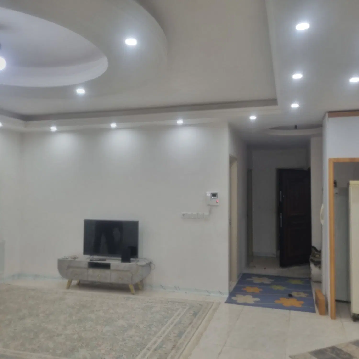 آپارتمان ۱۰۰ متری در نعمت آباد دو خواب