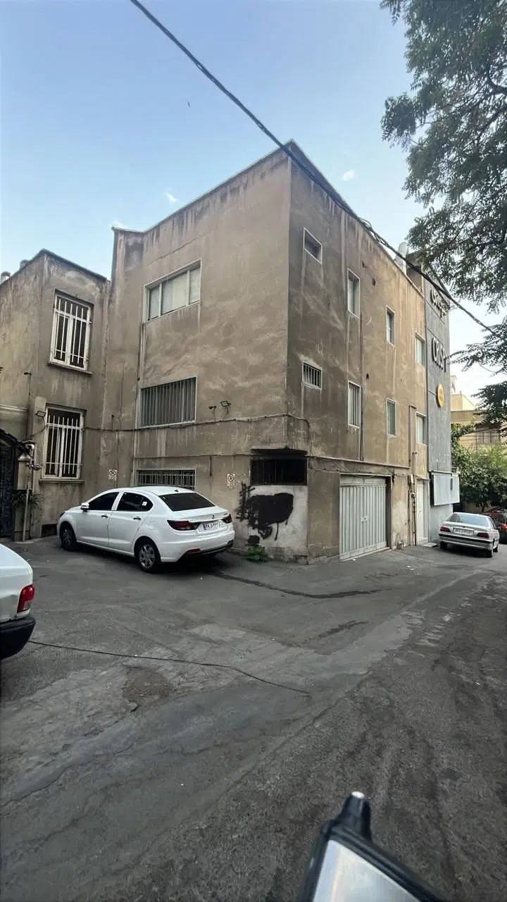 همخونه خانم مجرد موجه الویت شهرستانی