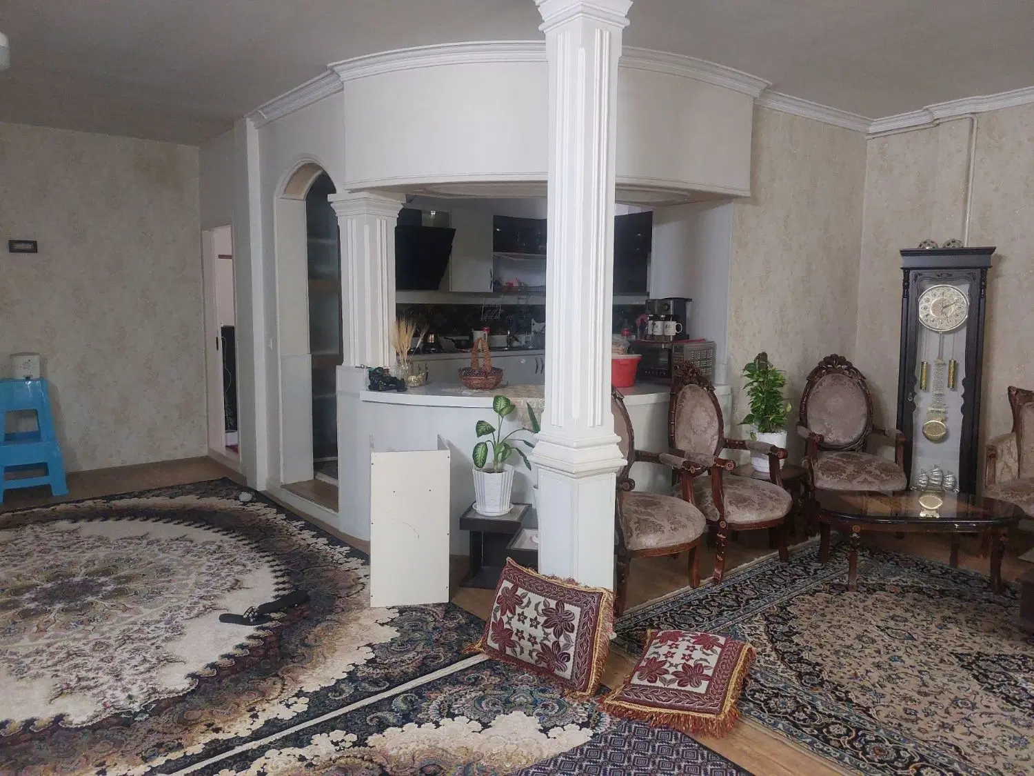 اجاره آپارتمان ۱۲۰ متردارایی اداری مسکونی