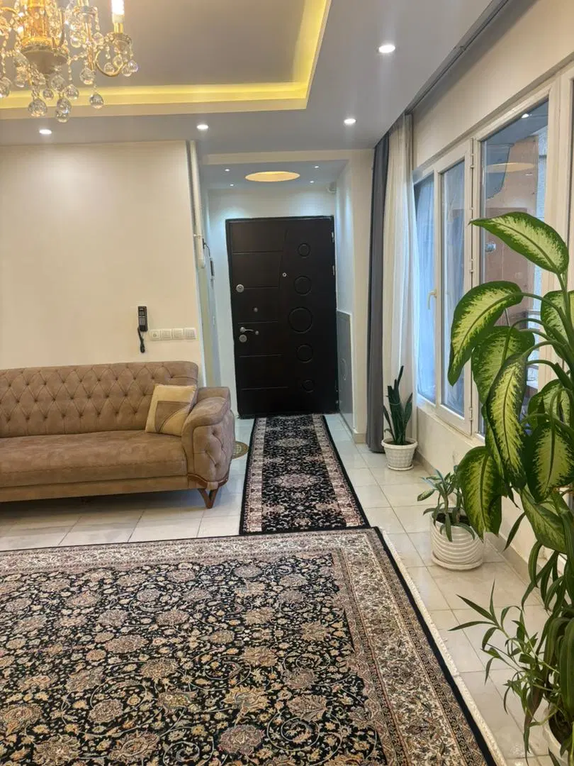 آپارتمان آگاهی ستاره شهر طبقه 4 دو خوابه 105 متری