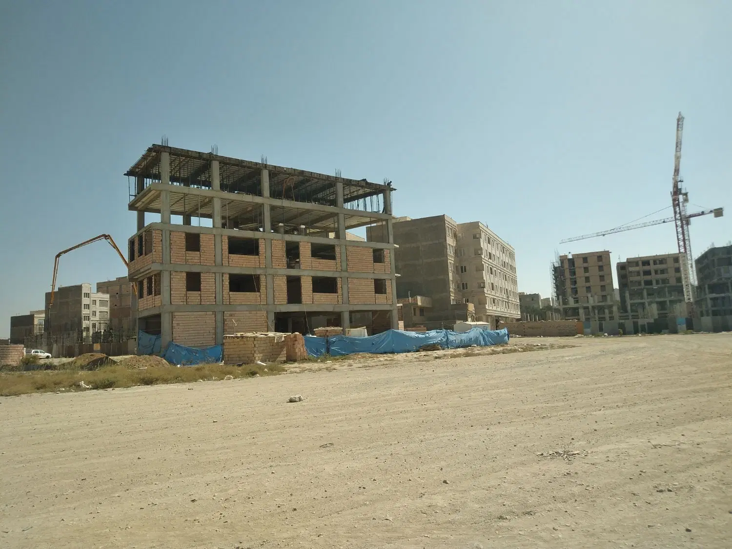 زمین تجاری دو کله در مدیران کهریزک
