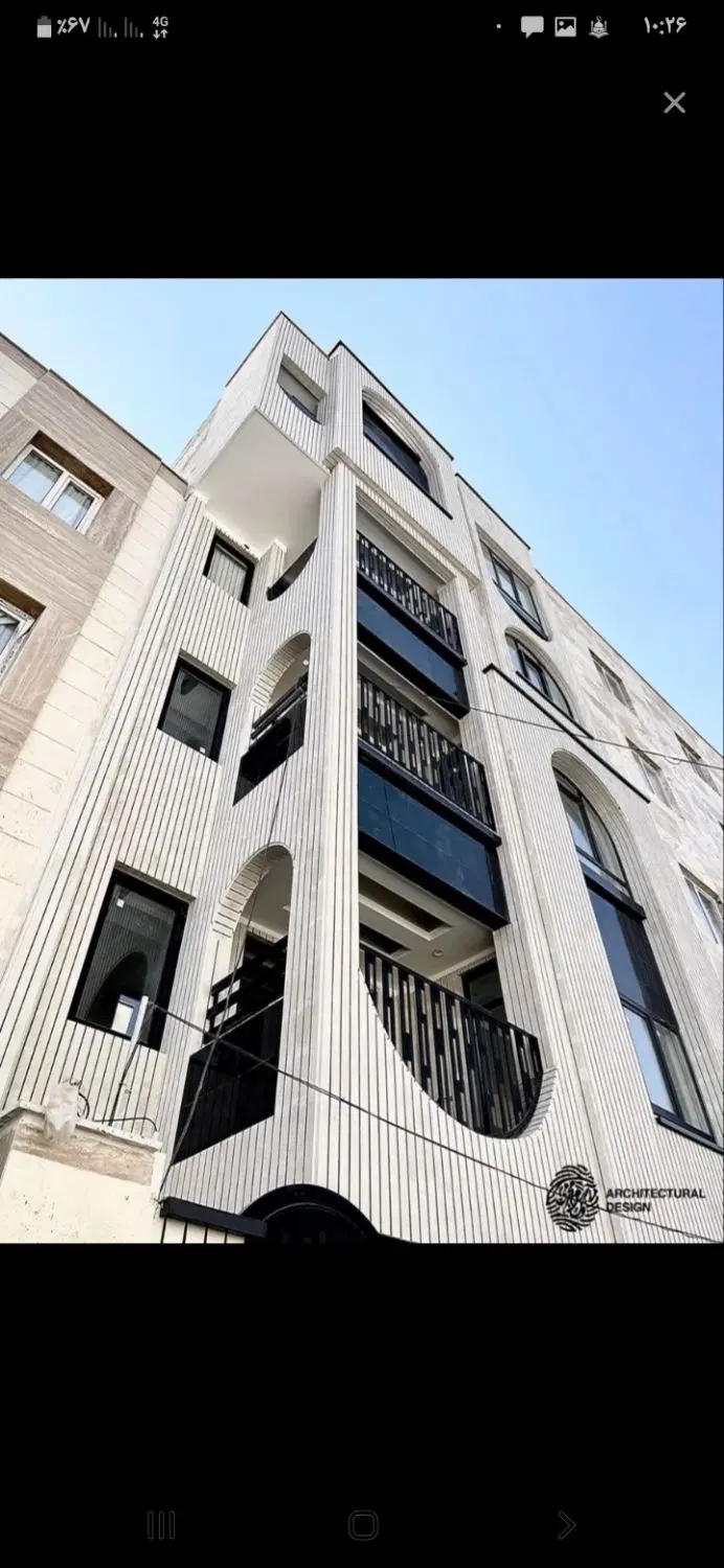 واحد۹۲ متری غرق نور کلیدنخورده