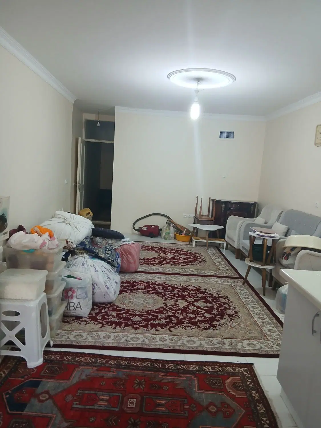 واحد ۷۰ متری تهرانپارس