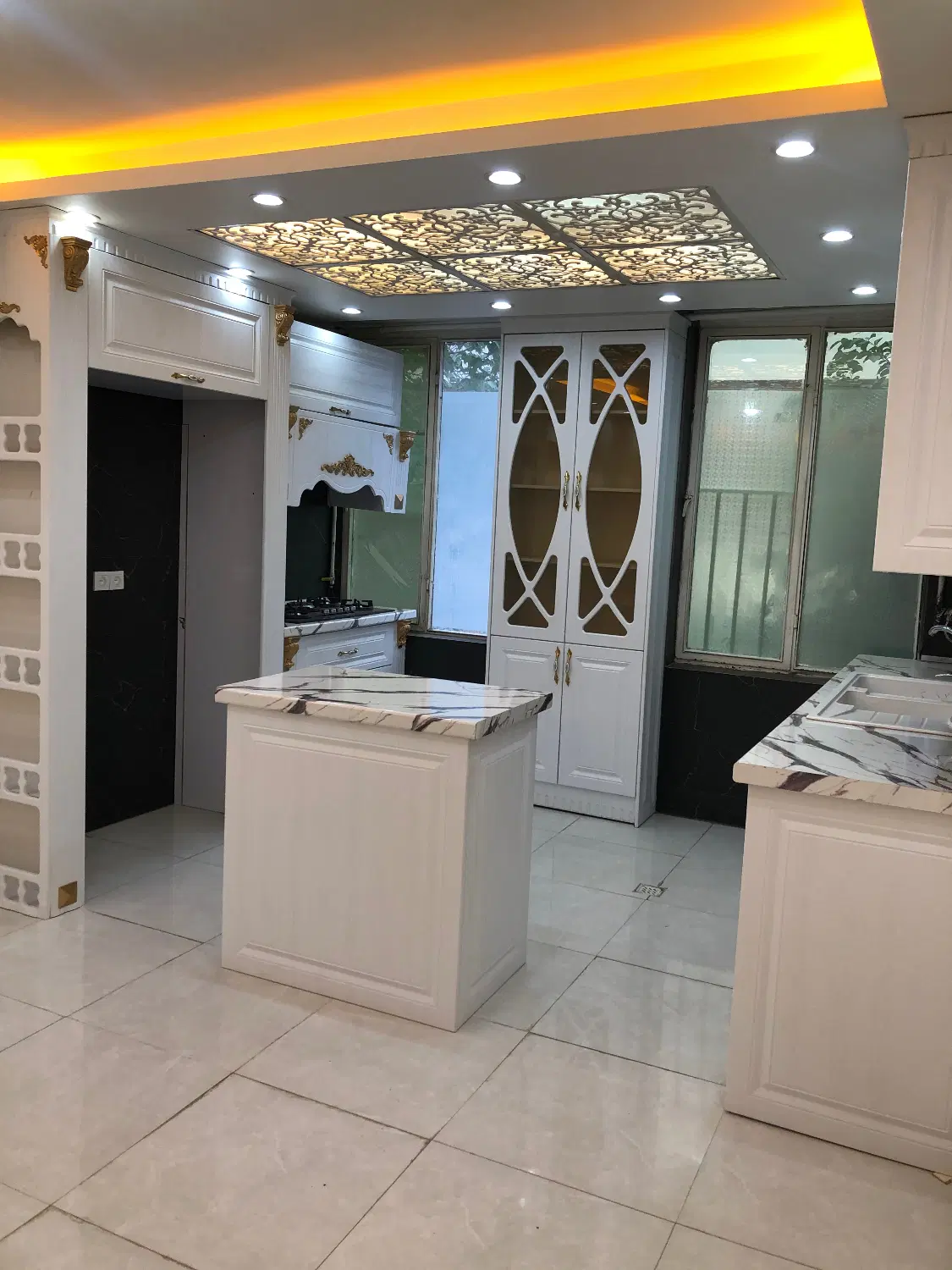 ۷۰ متری مخصوص عروس و داماد