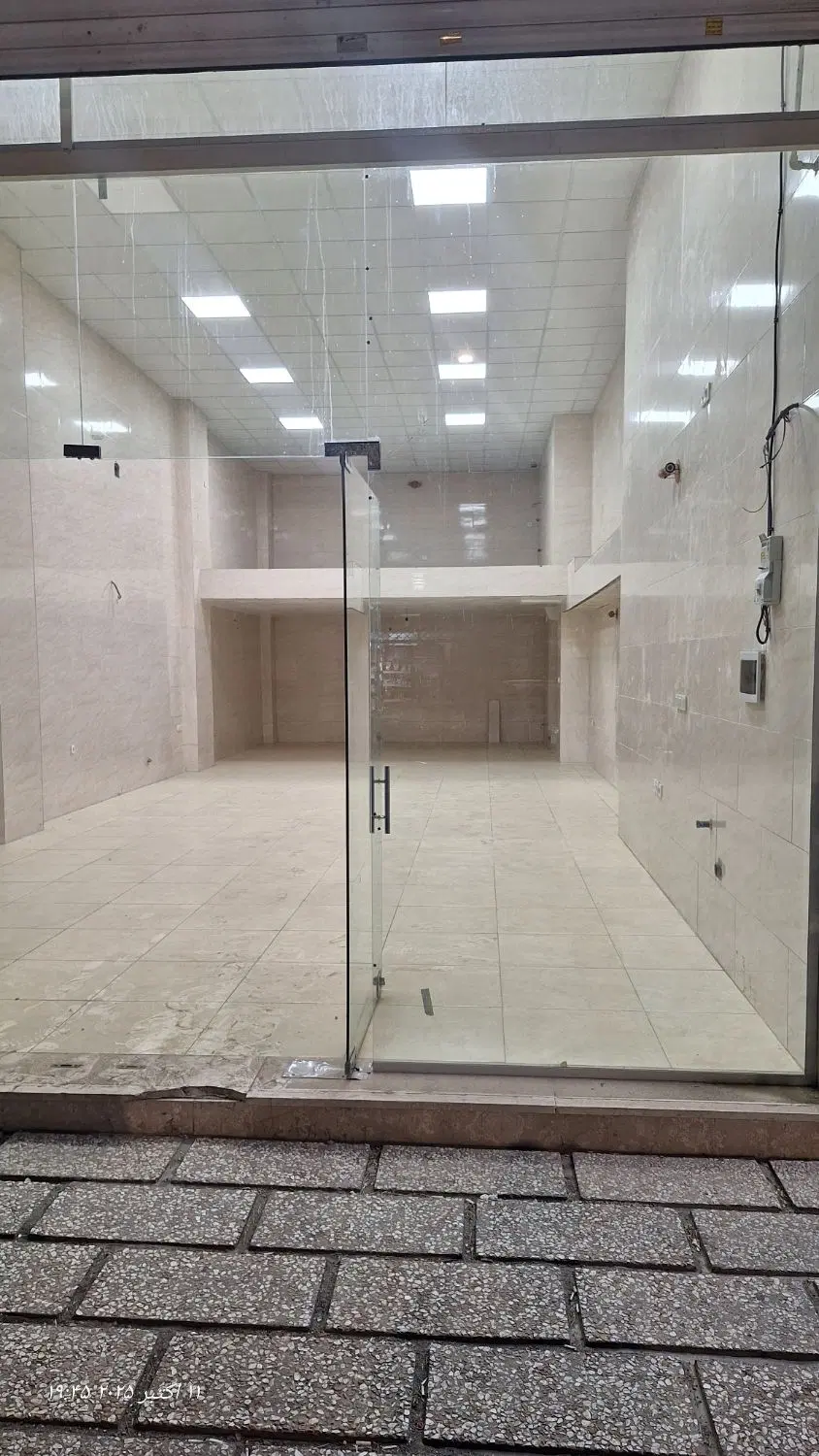 فروش مغازه 125 متر فول امکانات در شهرک صدف اندیشه