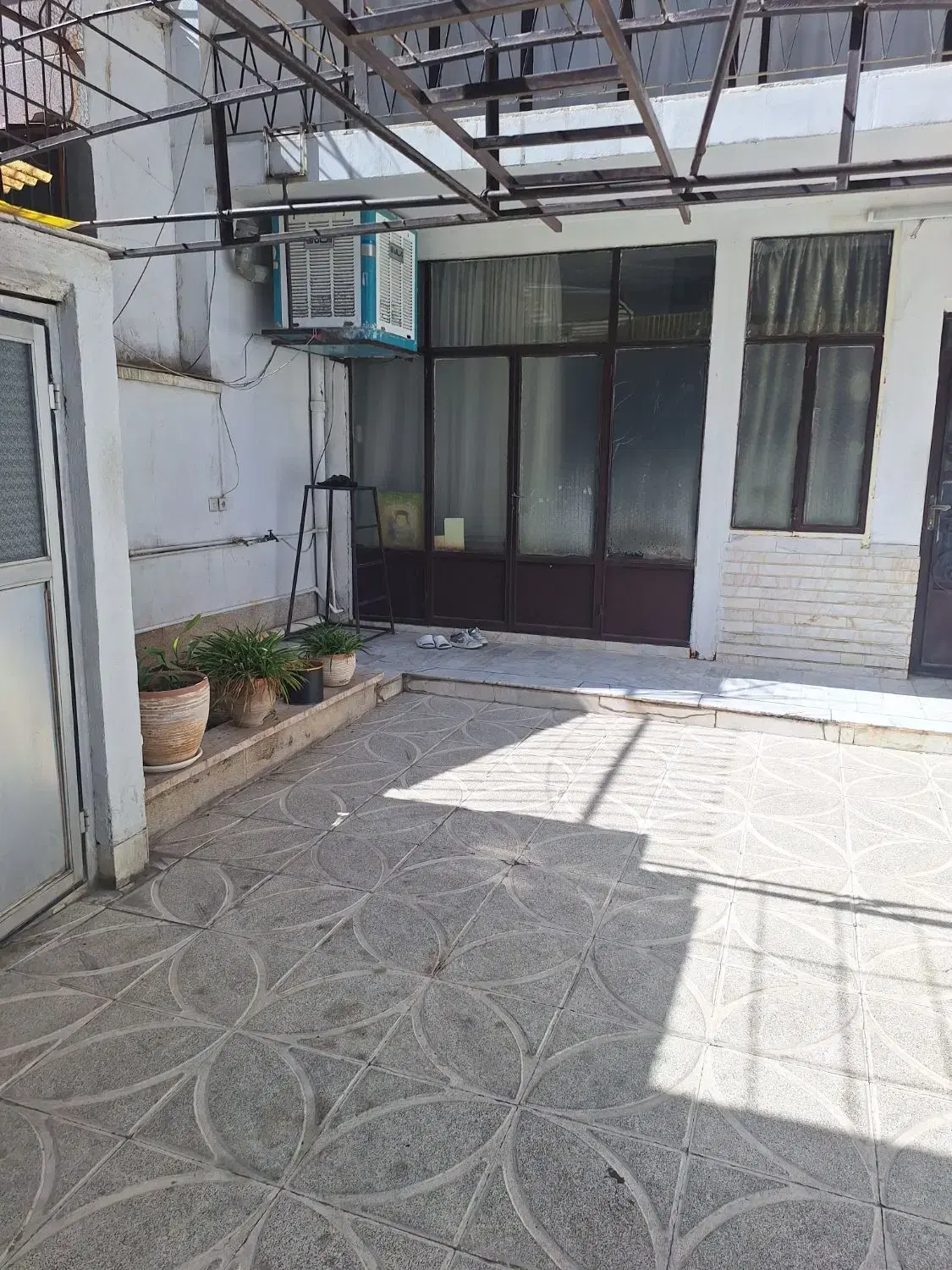 واحد ۵۰ متری تمیز