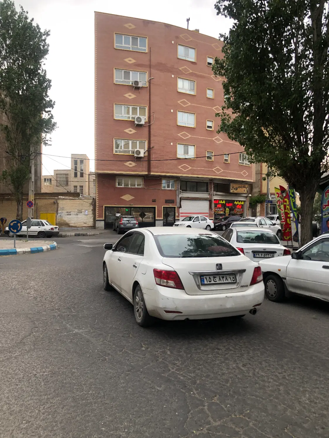 ۱۳ متر مغازه تمیز در اول بهار شرقی