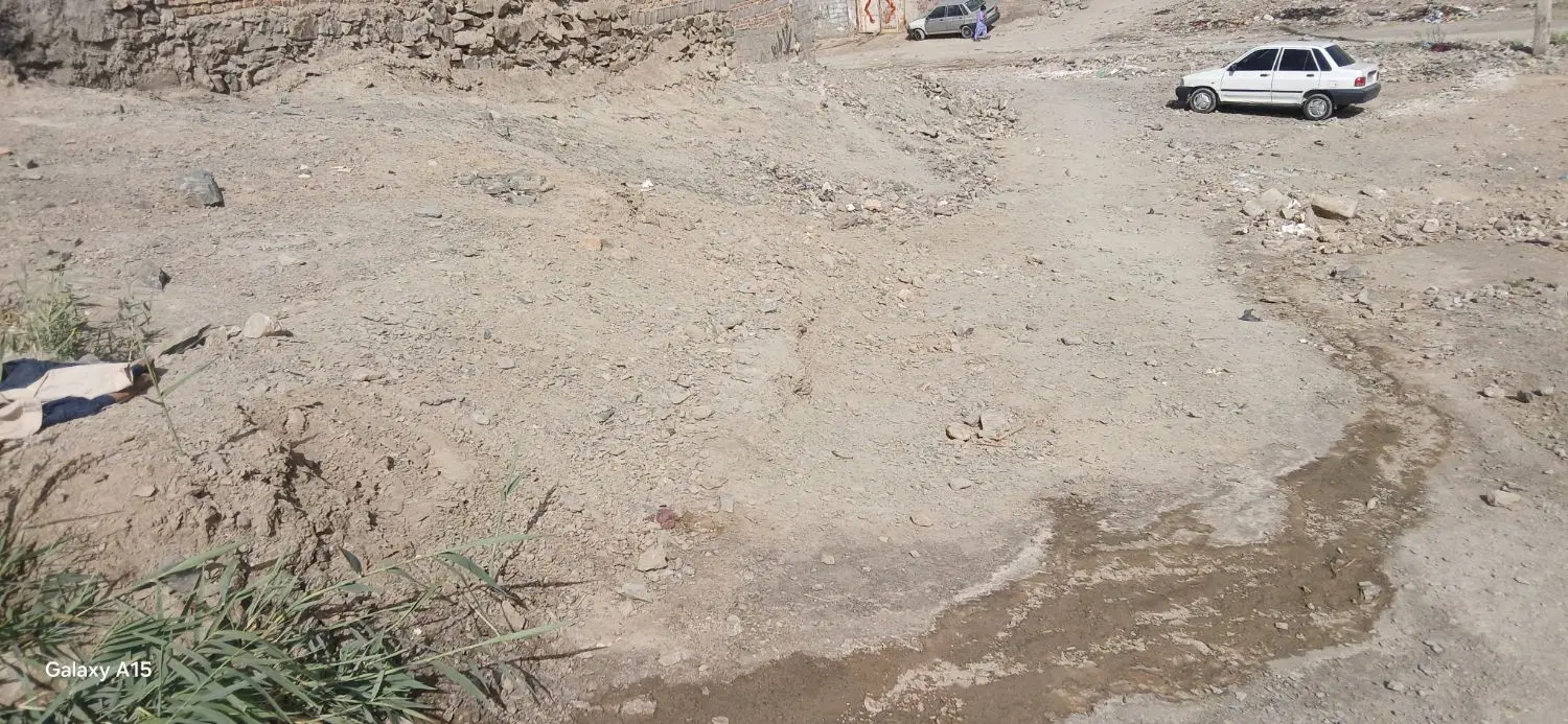 زمین فروشی