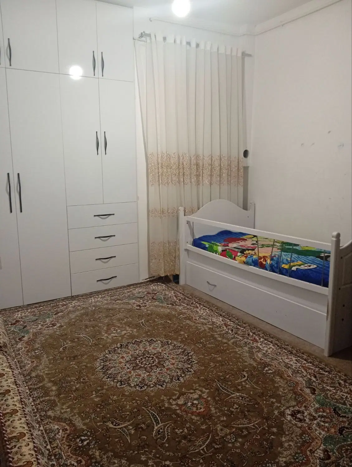 خانه نایسر شهرک آوان