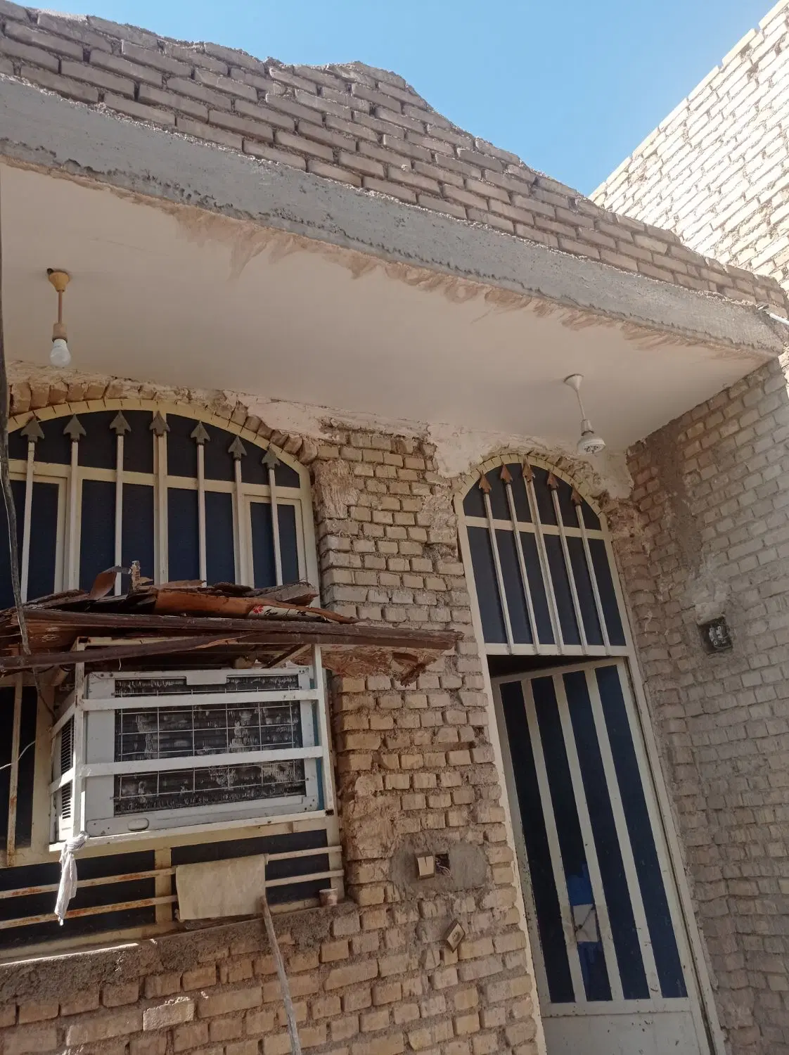 خانه در کوی گلدشت