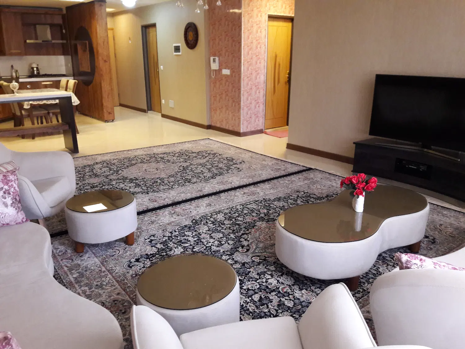 آپارتمان خوش انرژی و فول - واقع در سپاهان شهر