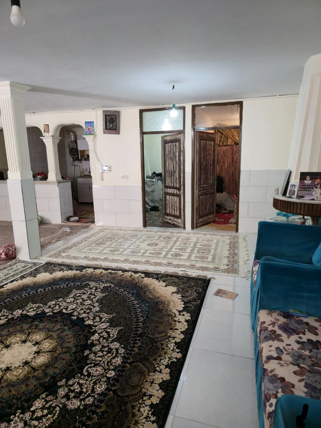 یک واحد مسکونی  سند دار  105 متری