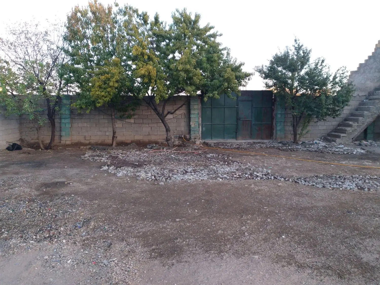 اجاره گاراژ ۱۰۰۰ متری