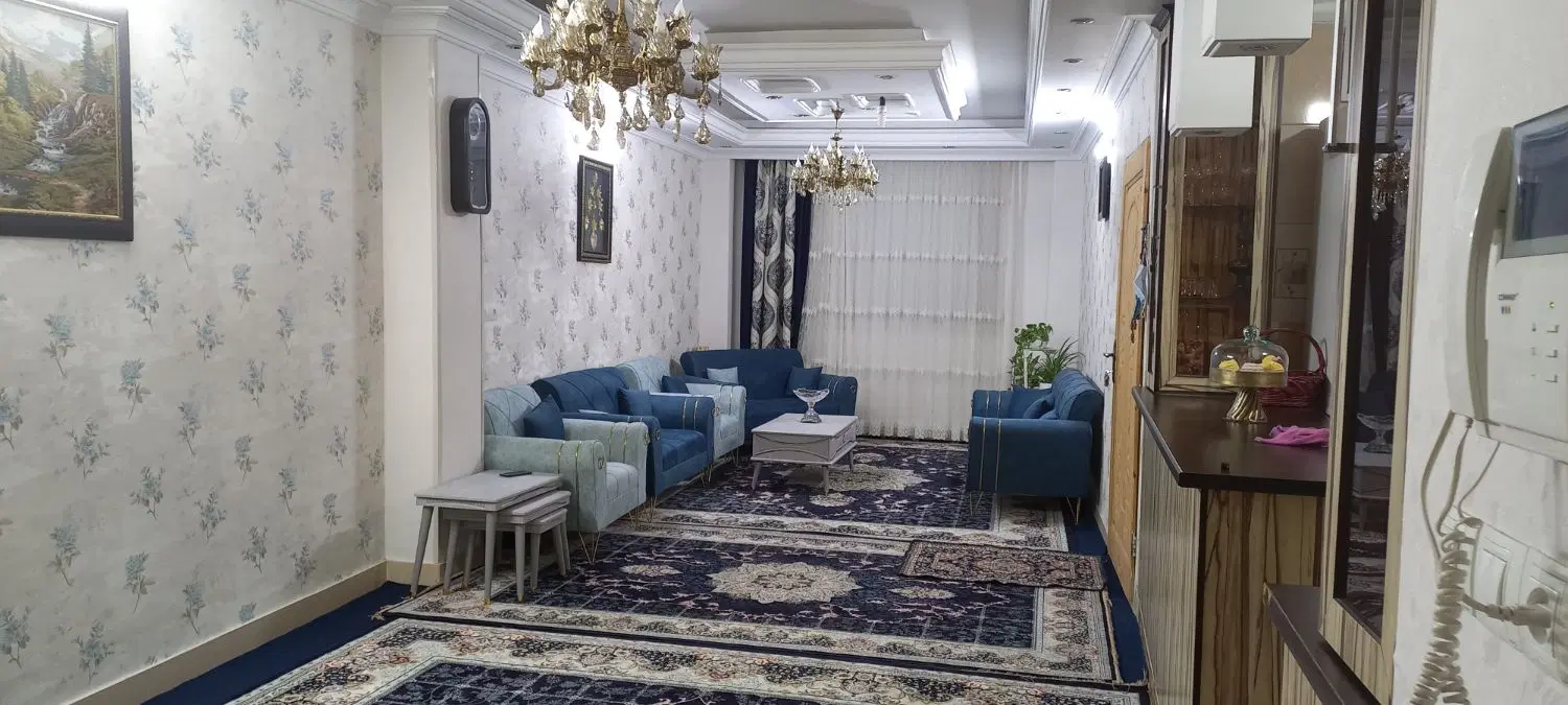 آپارتمان ۸۰ متری خیابان ۲۰ متری امام خمینی