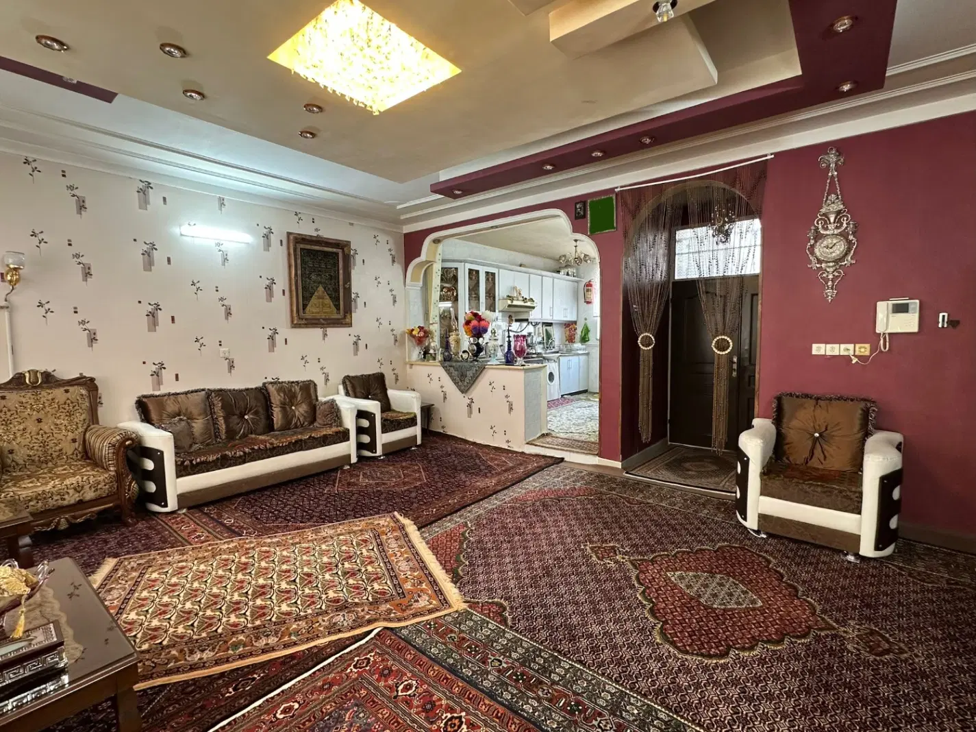 آپارتمان ۱۰۰ متری۲خوابه_۲کله دسترسی مستقیم به حیاط