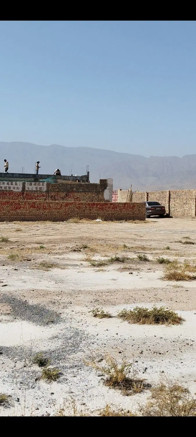 زمین ناجی اباد اول جاده گاز قبل مسجد