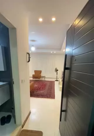 آپارتمان ۱۴۰ متر بنفشه رزکان نو واریانشهر اکبرآباد