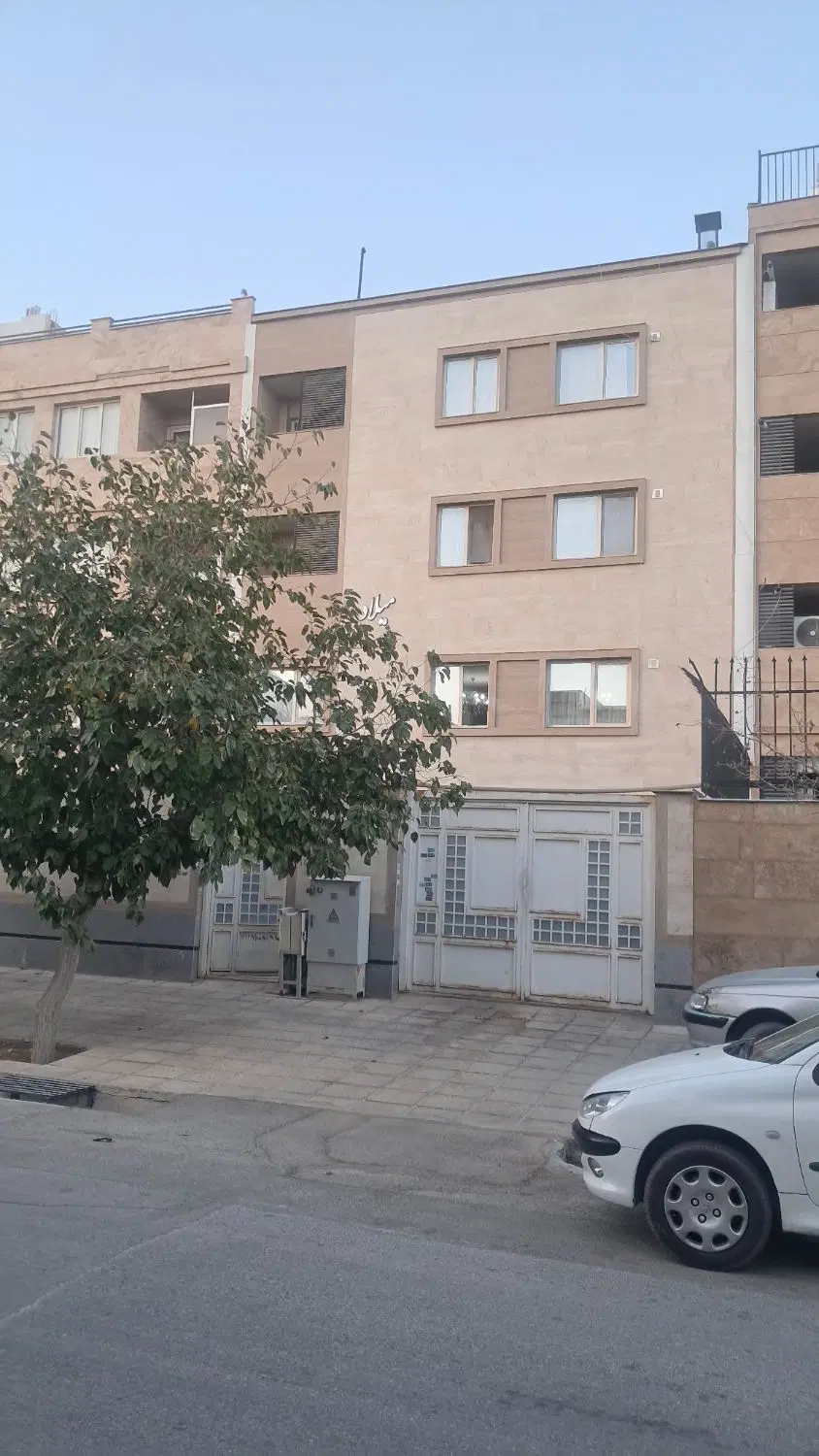 فروش واحد دوخوابه میانرود دارای سند پایان کار