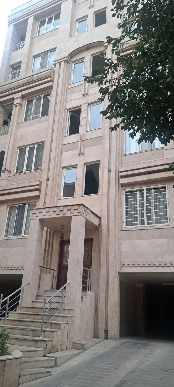 آپارتمان ۱۱۵ متر۲خ