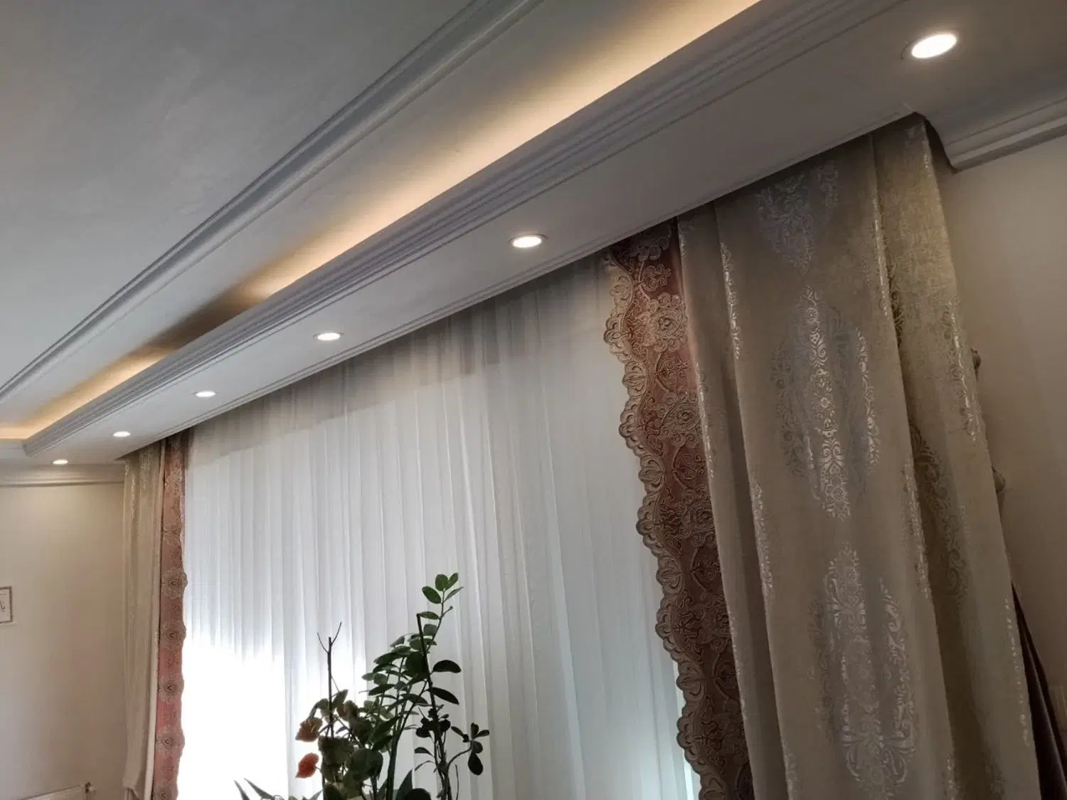 اجاره واحد لوکس ۲۰۰ متر، کهرم
